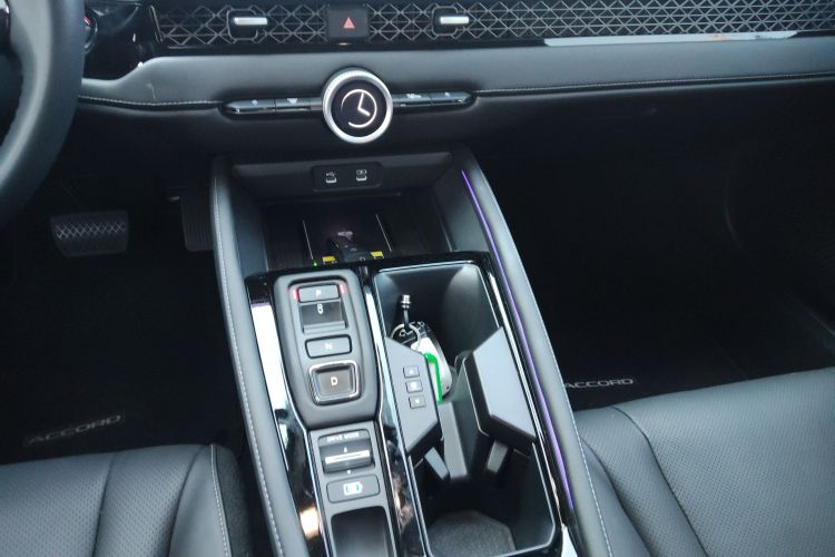 Honda Accord New Energy 2024 car image #18