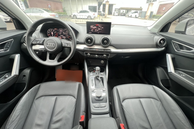 奥迪Q2L 2019 汽车图片 #18