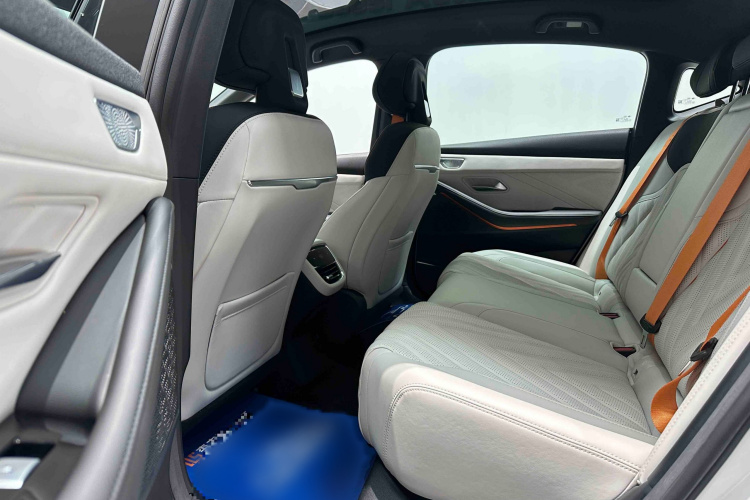 Deepal SL03 2023 car image #18