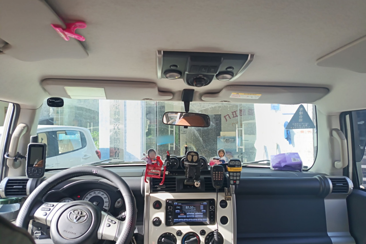 Toyota FJ Cruiser 2018 car image #18