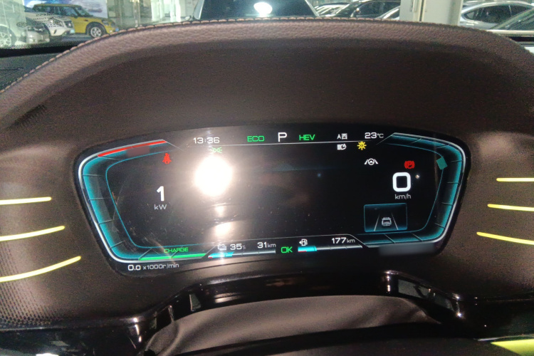 BYD Tang New Energy 2021 immagine di auto #18