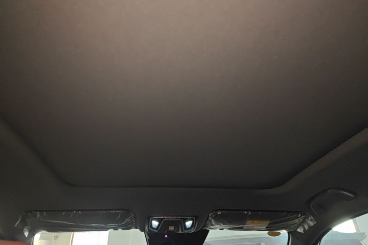 Changan UNI-Z PHEV 2025 #18 Changan UNI-Z PHEV 2025 immagine di auto #18