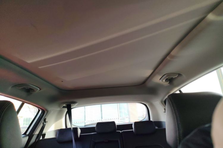 Kia KX5 2017 car image #18