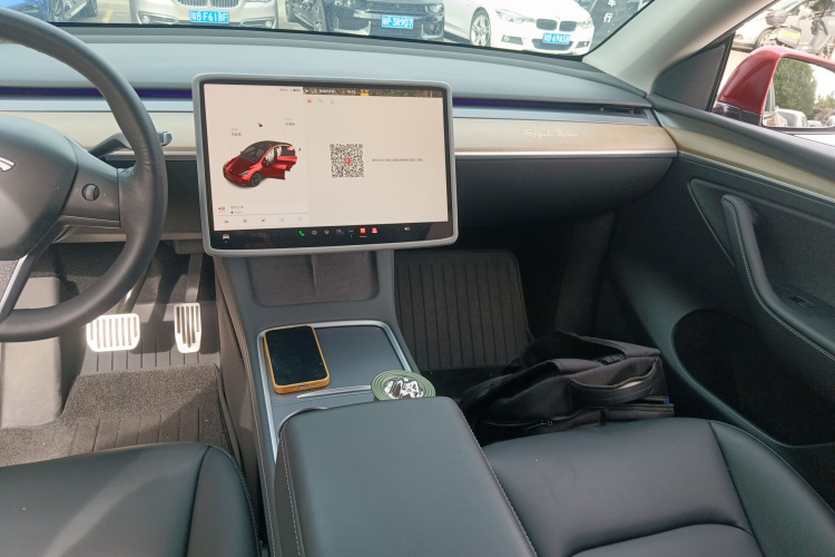 Tesla Model Y 2022 #18 Tesla Model Y 2022 car image #18