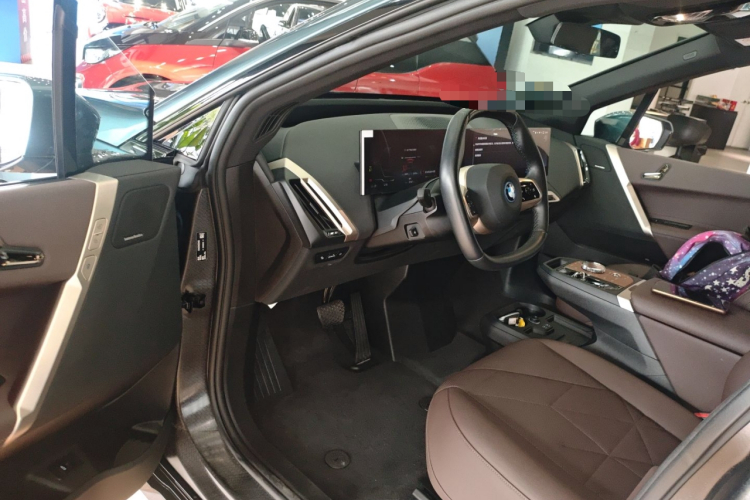 BMW iX 2023 #18 BMW iX 2023 car image #18