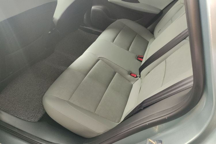 Roewe D6 2025 car image #18