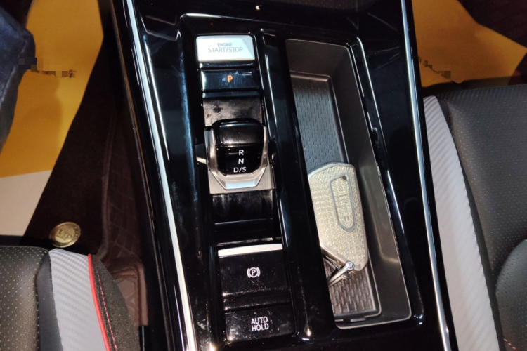 Volkswagen Lamando 2024 imagem de carro #18