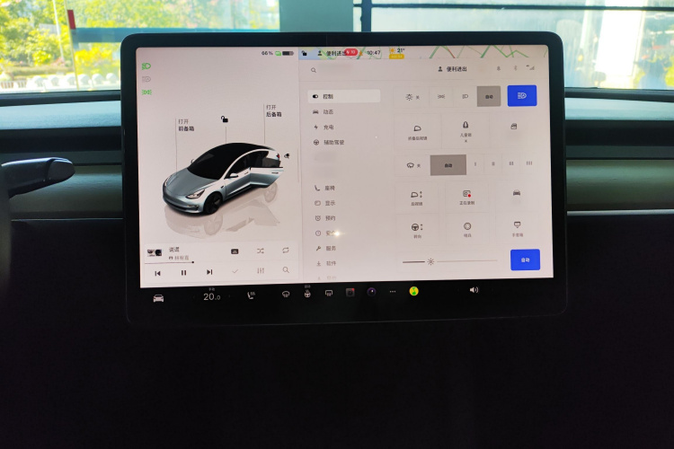 Tesla Model 3 2022 #18 Tesla Model 3 2022 صورة سيارة #18