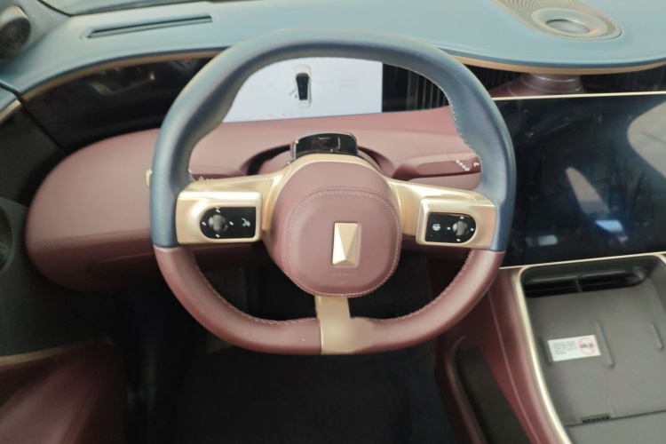 阿维塔 阿维塔11 2024 汽车图片 #18