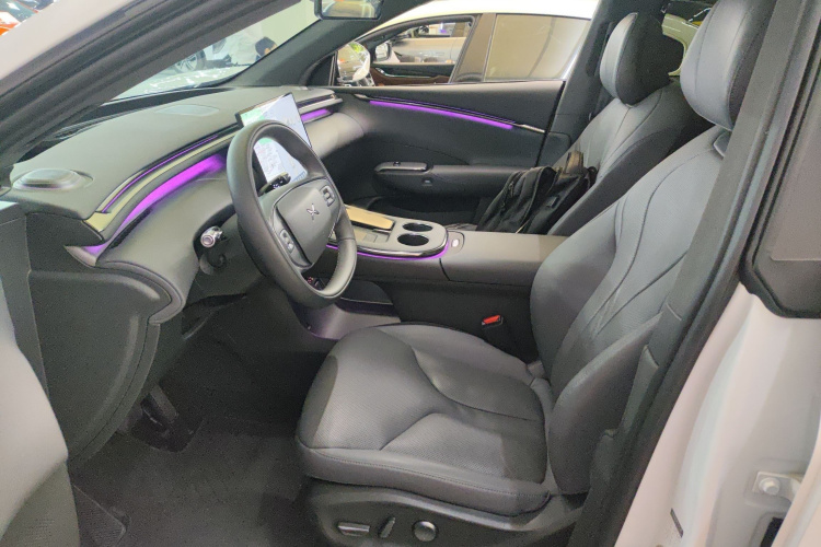 Xpeng G7 2025 #18 Xpeng G7 2025 car image #18