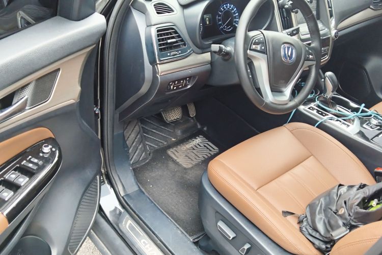Changan CS95 2017 #18 Changan CS95 2017 صورة سيارة #18