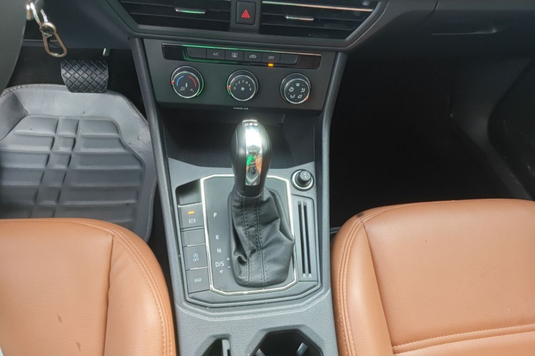 Volkswagen Lavida 2018 car image #18