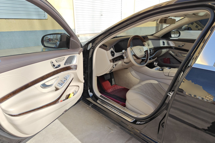 Mercedes-Benz Maybach S Class 2016 car image #18