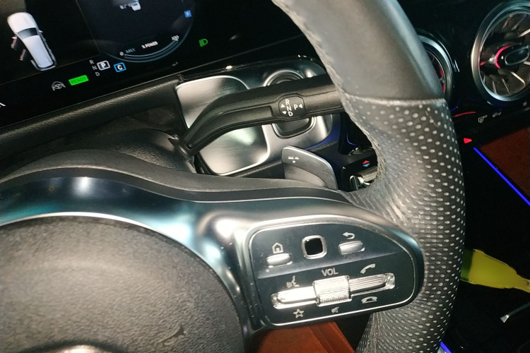 Mercedes-Benz EQB Class 2023 #18 Mercedes-Benz EQB Class 2023 car image #18