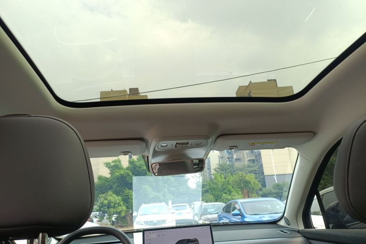 零跑汽车 零跑C10 2024 汽车图片 #18