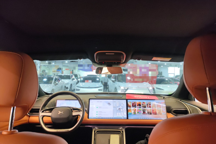 Xpeng G9 2023 immagine di auto #18