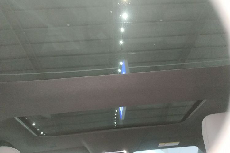 Toyota bZ4X 2022 immagine di auto #18