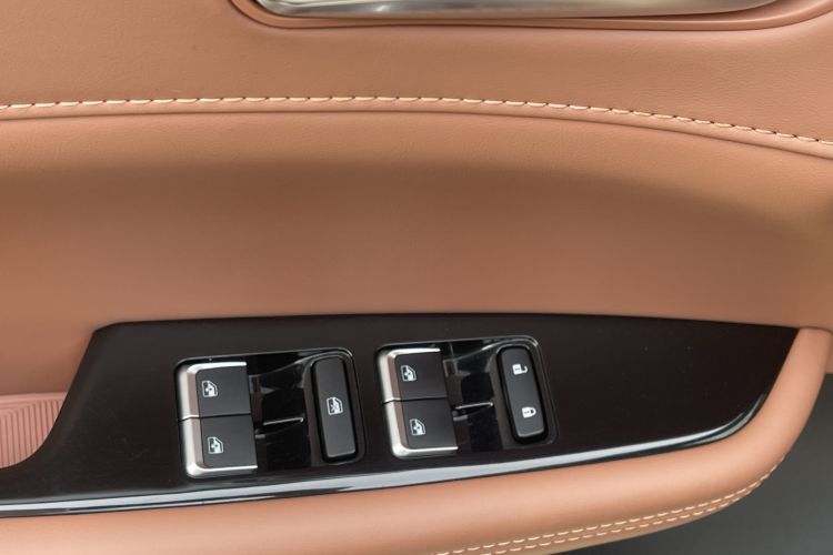 Changan UNI-Z 2024 car image #18