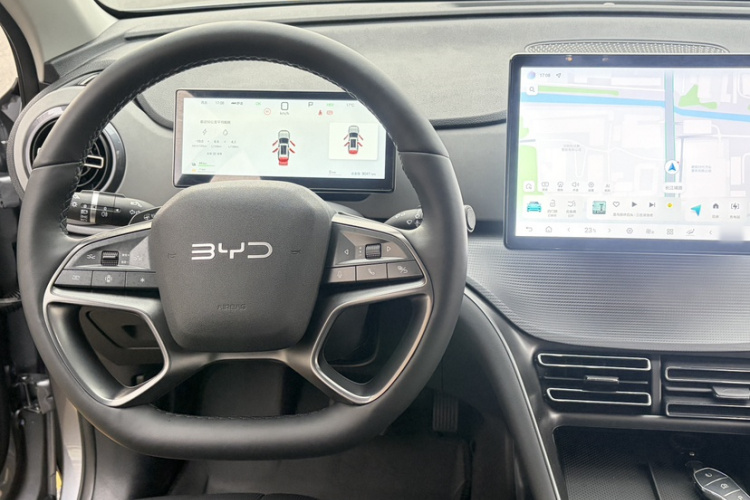 BYD Sea Lion 05 DM-i 2025 car image #18