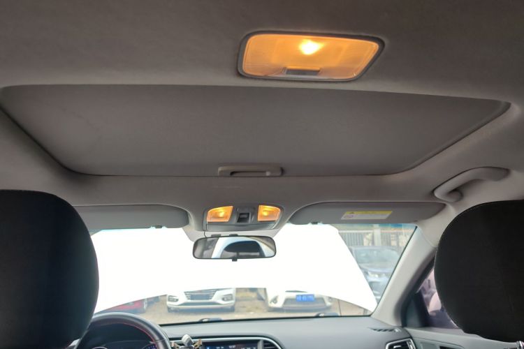 Hyundai Elantra AD 2019 car image #18