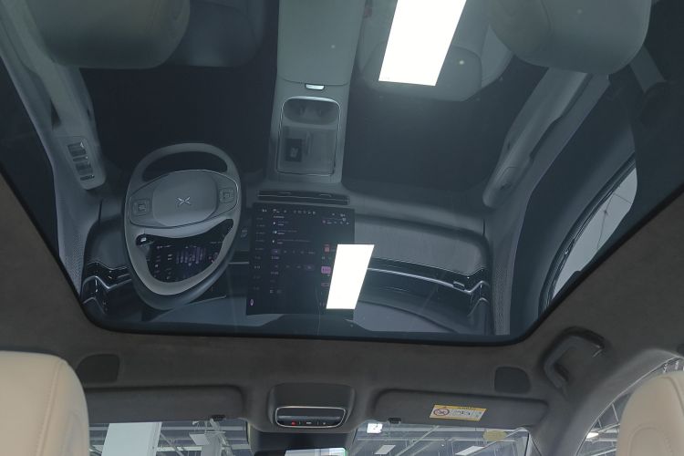 Xpeng G6 2025 صورة سيارة #18