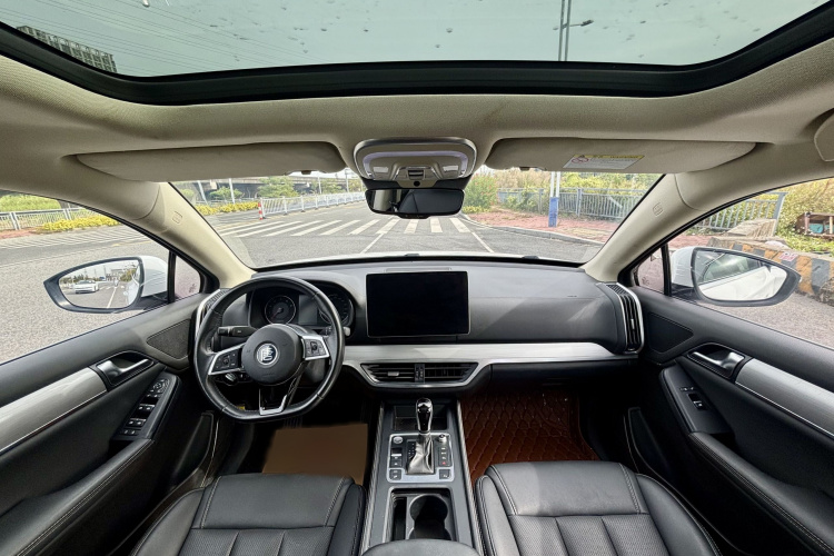 BYD Tang 2019 car image #18