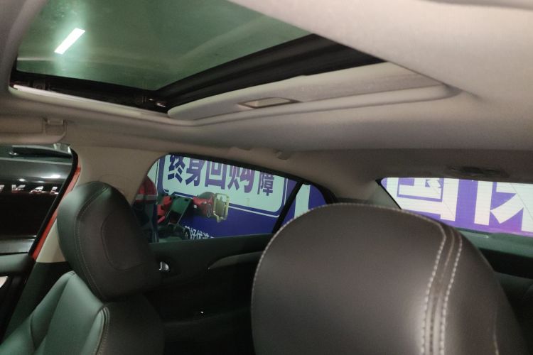 Citroen C4L 2016 car image #18