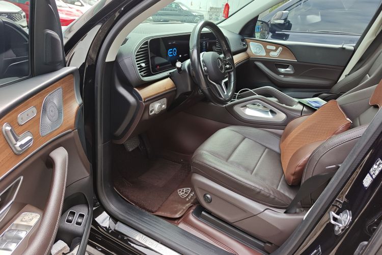 Mercedes-Benz GLE Class New Energy 2021 car image #18