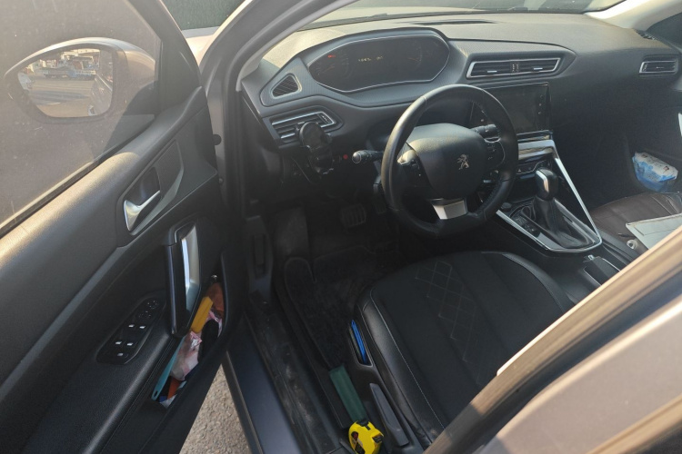 Peugeot 308 2017 #18 Peugeot 308 2017 car image #18