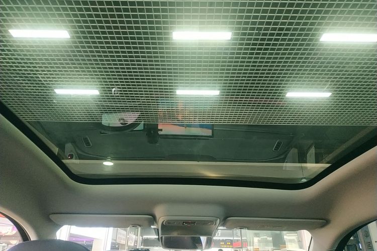 零跑汽车 零跑C10 2025 汽车图片 #18