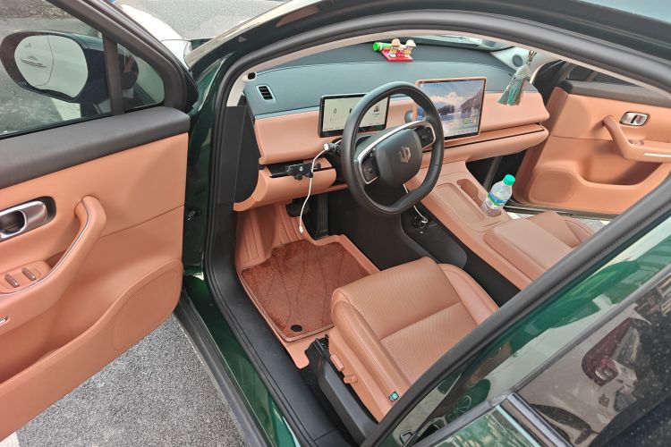 零跑汽车 零跑C10 2024 汽车图片 #18