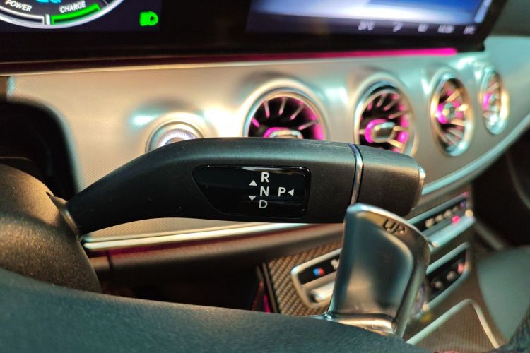 Mercedes-Benz E AMG 2021 صورة سيارة #18