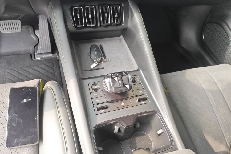 BYD SongL EV 2024 car image #18