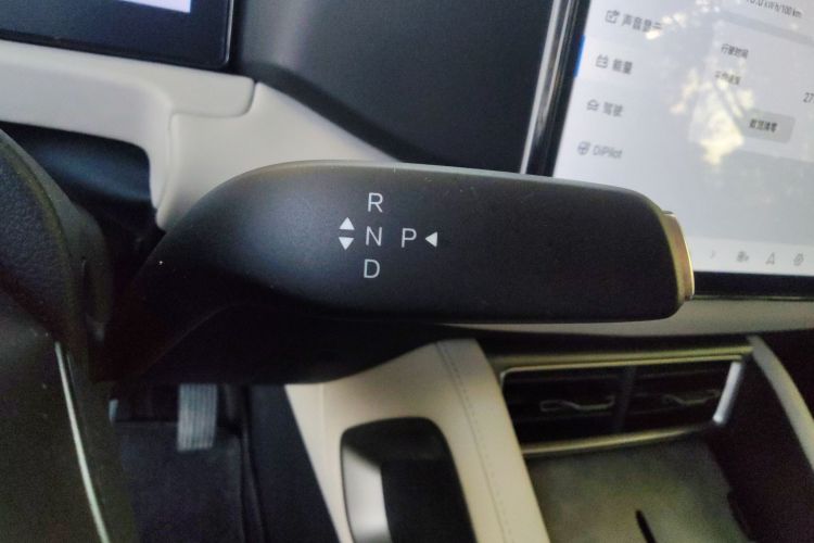 BYD YuanUP 2025 car image #18