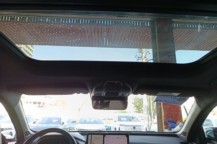 Preface 2023 #18 Preface 2023 immagine di auto #18