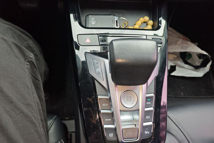 BYD Yuan New Energy 2020 #18 BYD Yuan New Energy 2020 immagine di auto #18