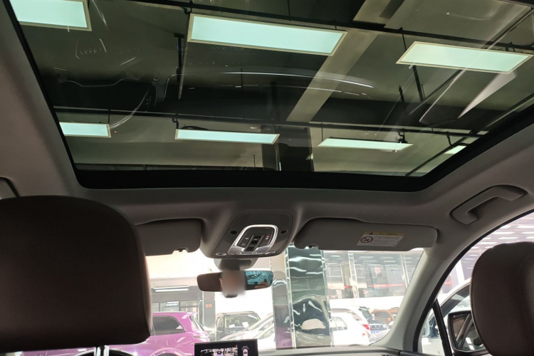 Audi Q7 2016 car image #18