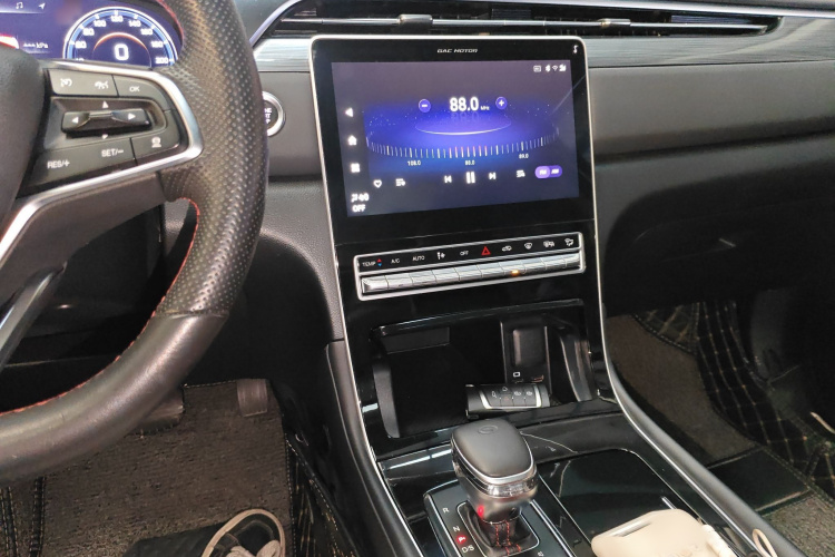 GAC Trumpchi GS4 PLUS 2022 #18 GAC Trumpchi GS4 PLUS 2022 car image #18