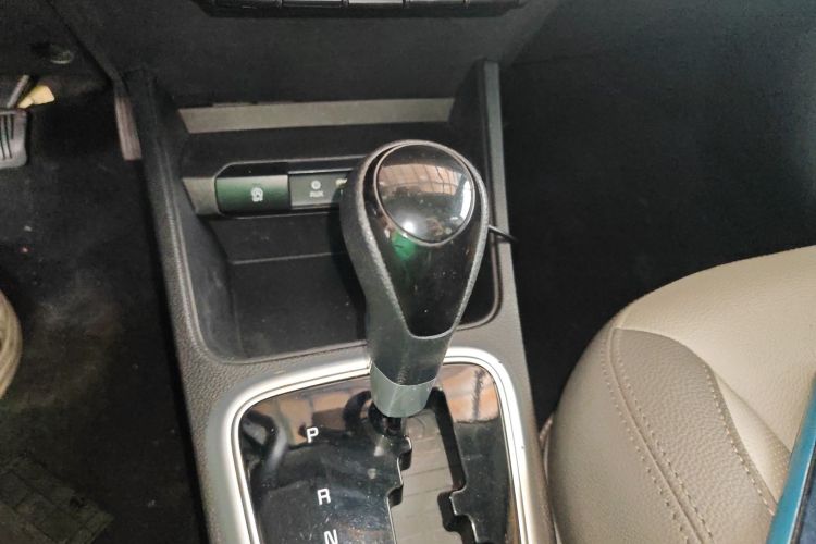 起亚 焕驰 2019 汽车图片 #18