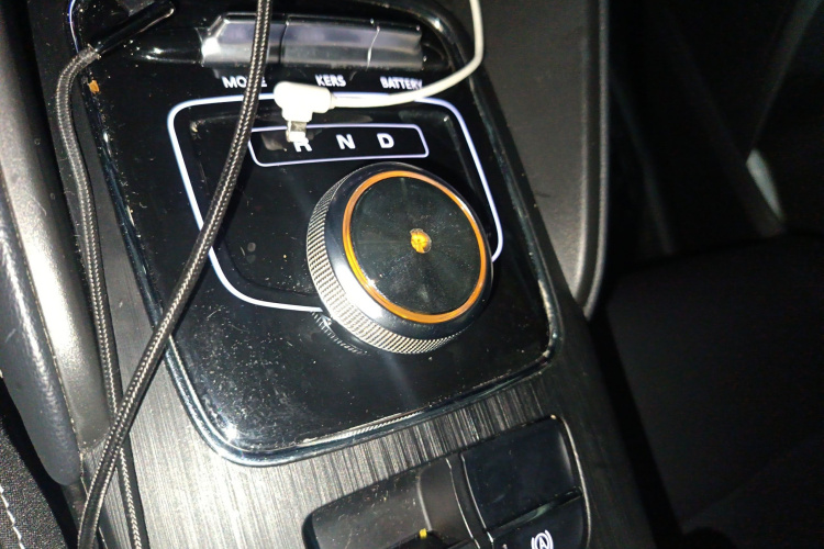 MG EZS Electric 2019 car image #18