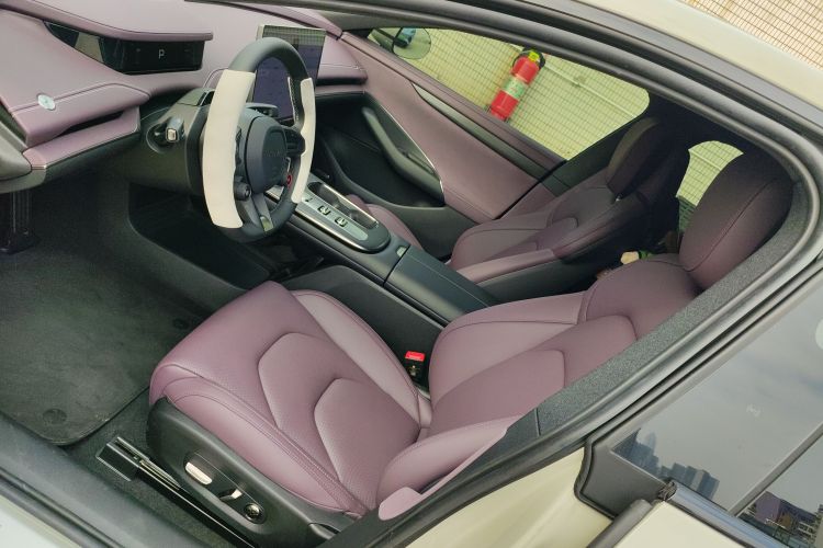 MI SU7 2025 car image #18