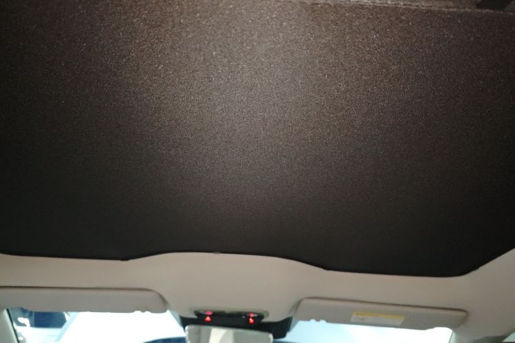 哪吒汽车 哪吒S猎装 2025 汽车图片 #18