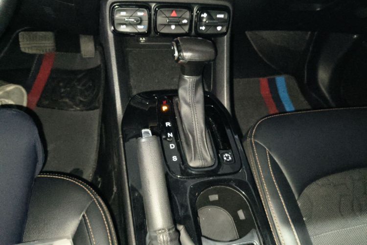 GAC Trumpchi GS3 2021 #18 GAC Trumpchi GS3 2021 immagine di auto #18