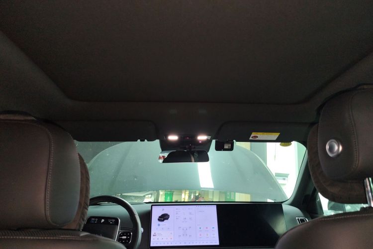 Li L6 2024 image de voiture #18