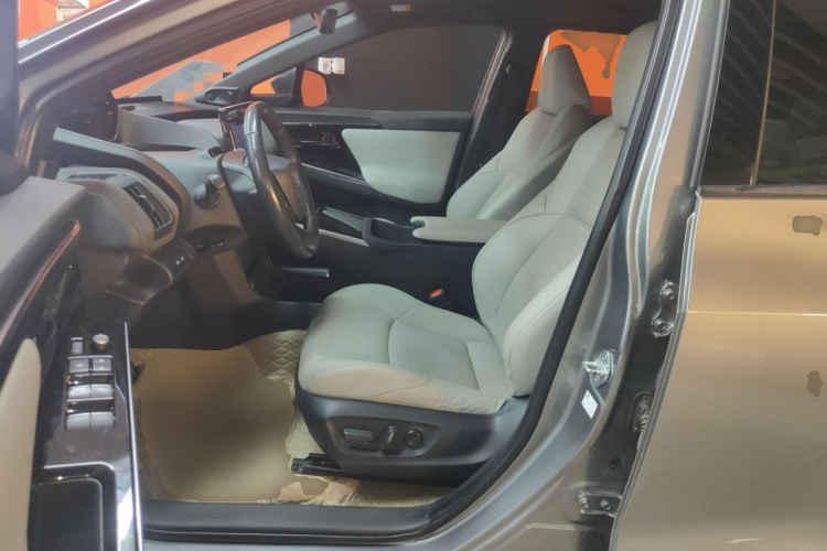 Toyota bZ4X 2022 immagine di auto #18