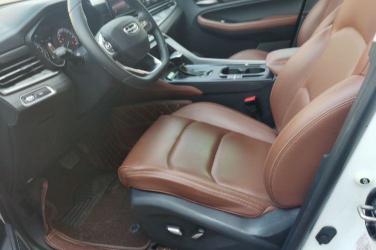 GEELY Vision X6 2022 car image #18