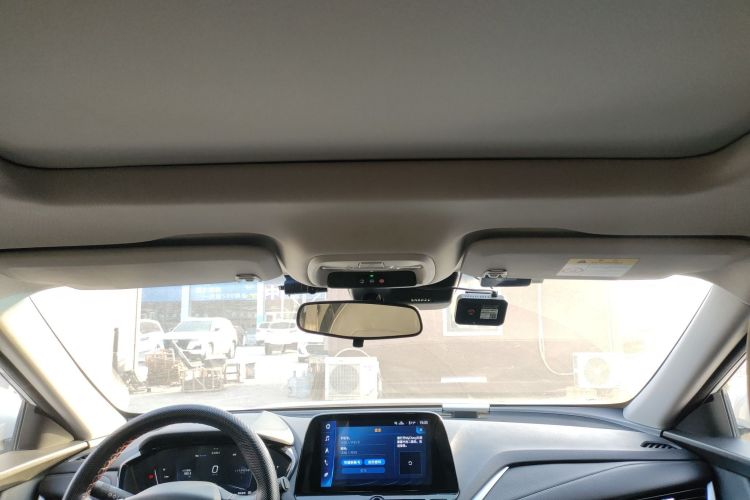 Chevrolet Charm 2022 car image #18