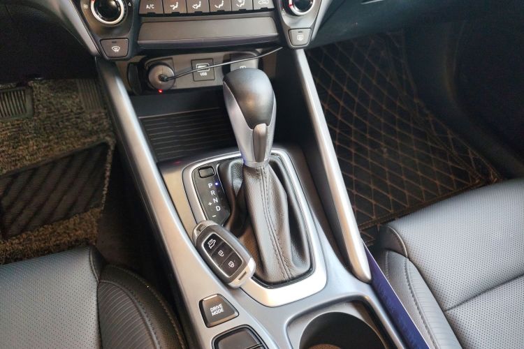 Hyundai Lafesta 2021 car image #18