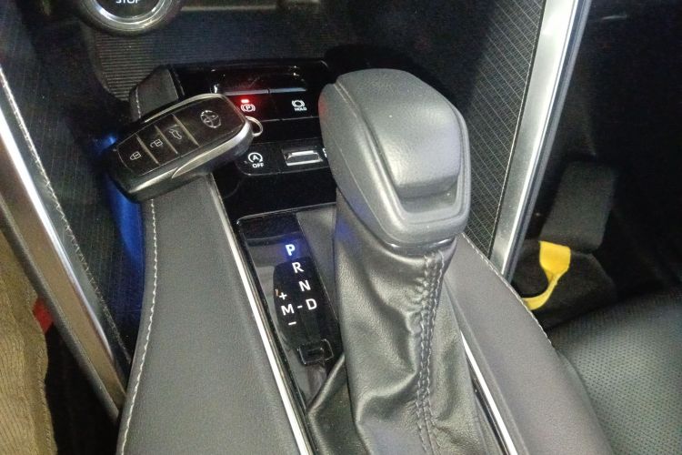 丰田 威飒 2023 汽车图片 #18