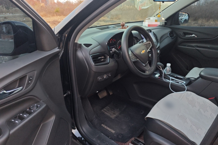 Chevrolet Equinox 2022 #18 Chevrolet Equinox 2022 car image #18